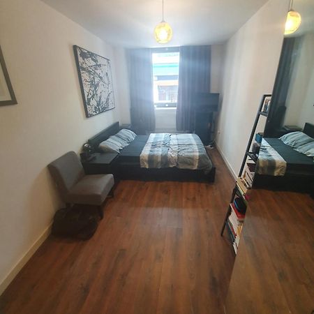 לונדון Double Room With Shared Bathroom מראה חיצוני תמונה