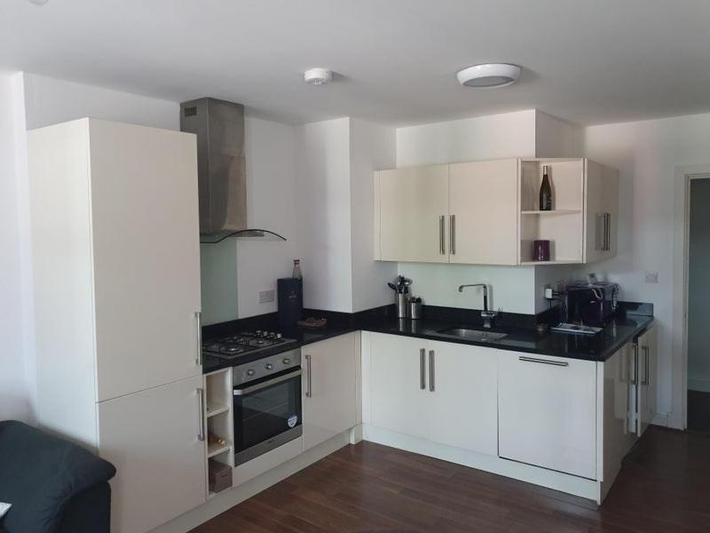 לונדון Double Room With Shared Bathroom מראה חיצוני תמונה